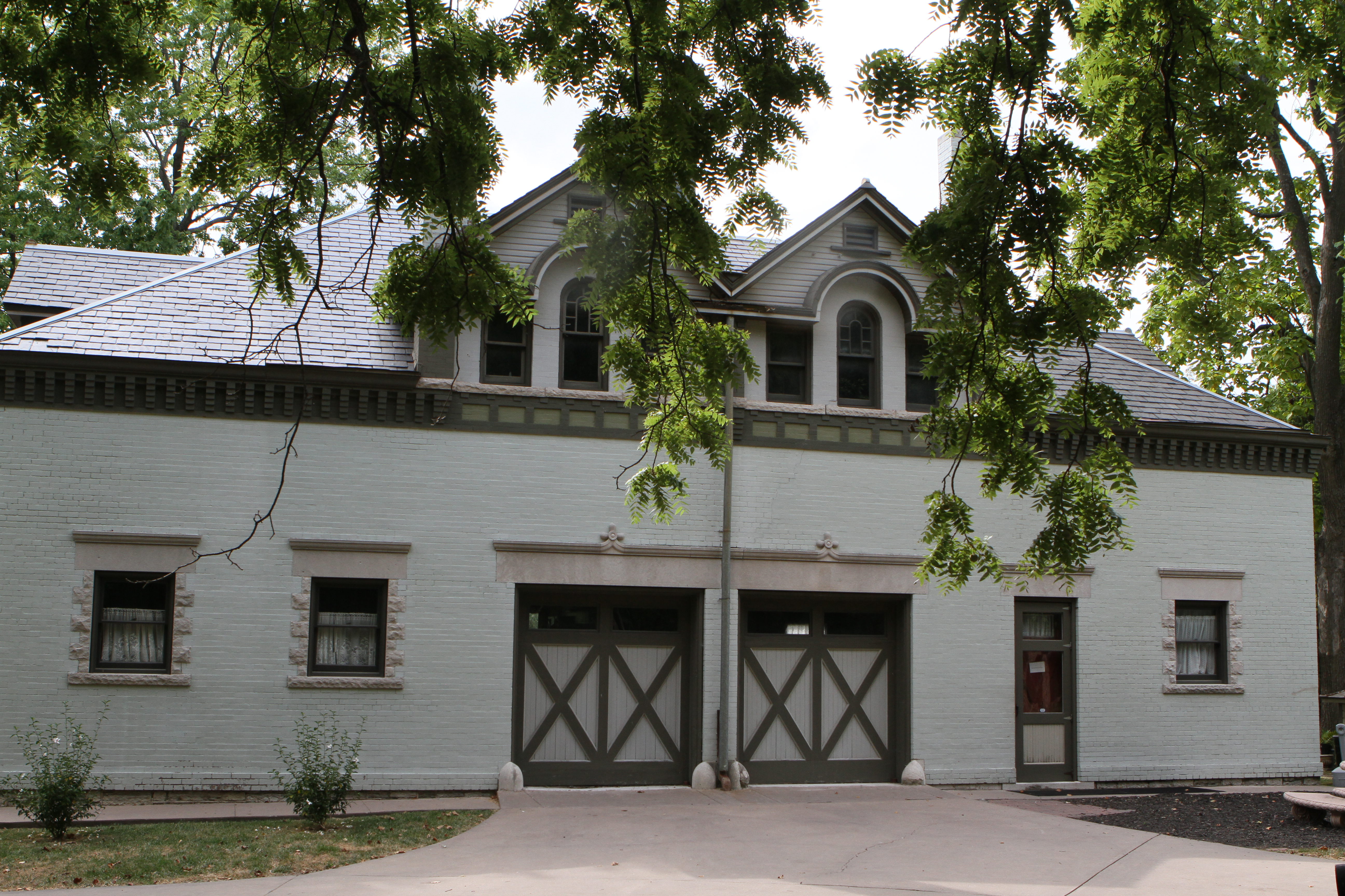 Bingham-Waggoner Estate