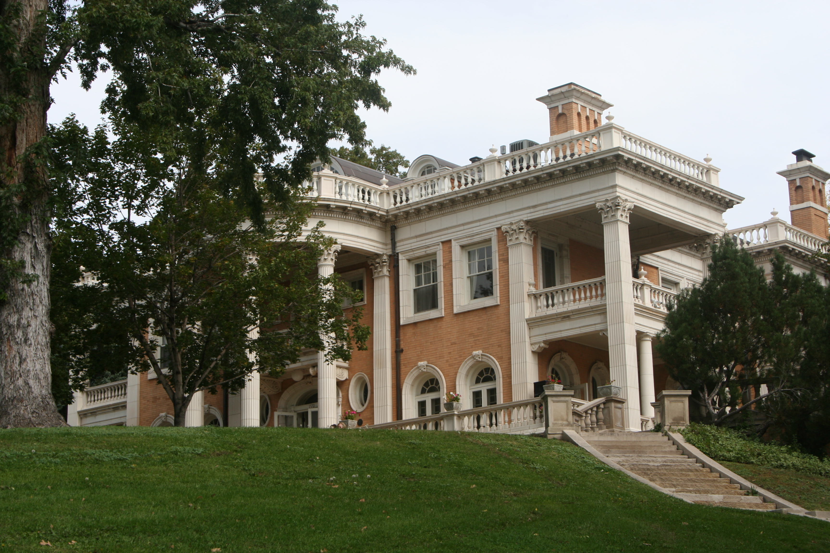 Grant-Humphreys Mansion