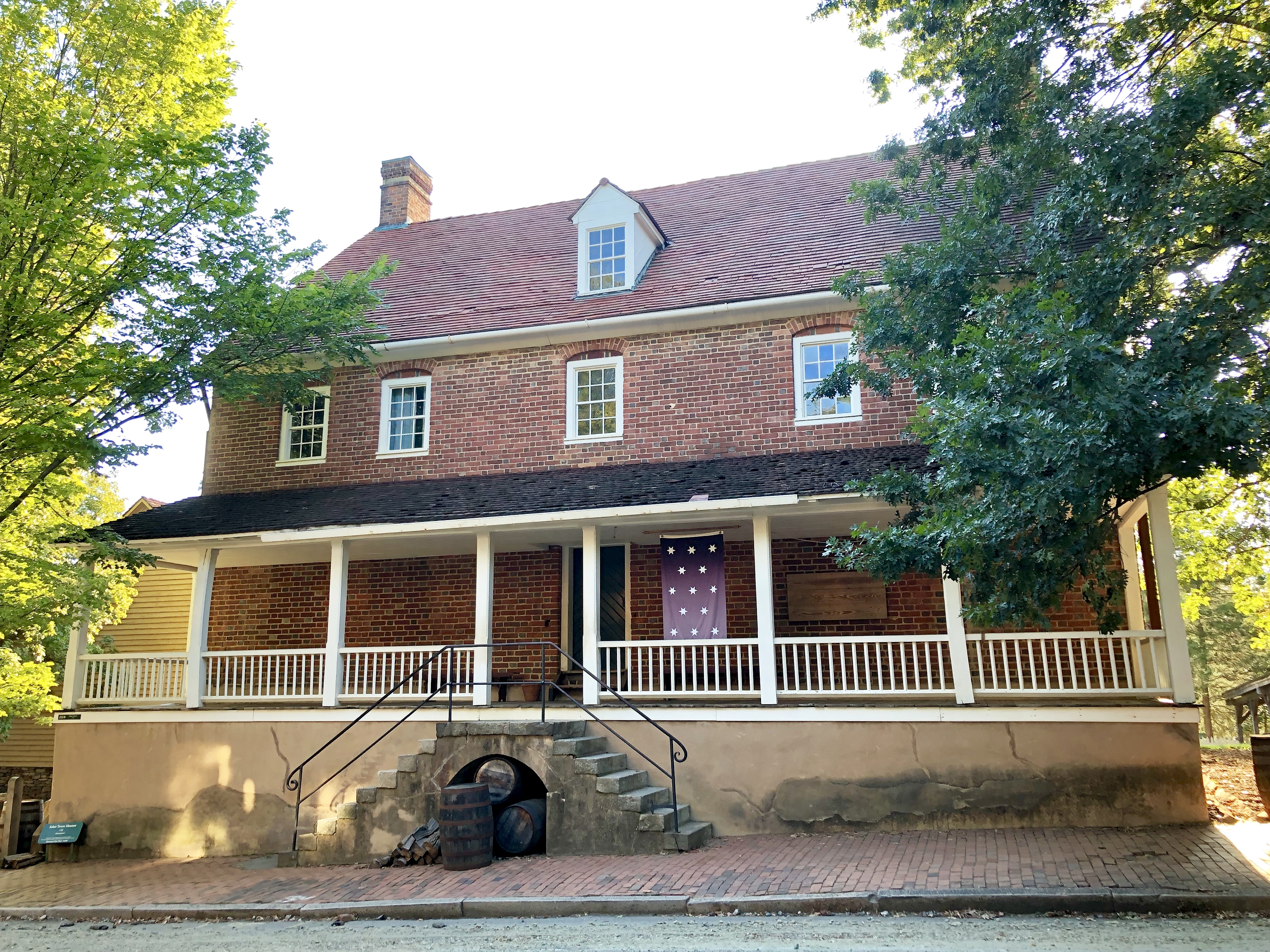 Old Salem Tavern