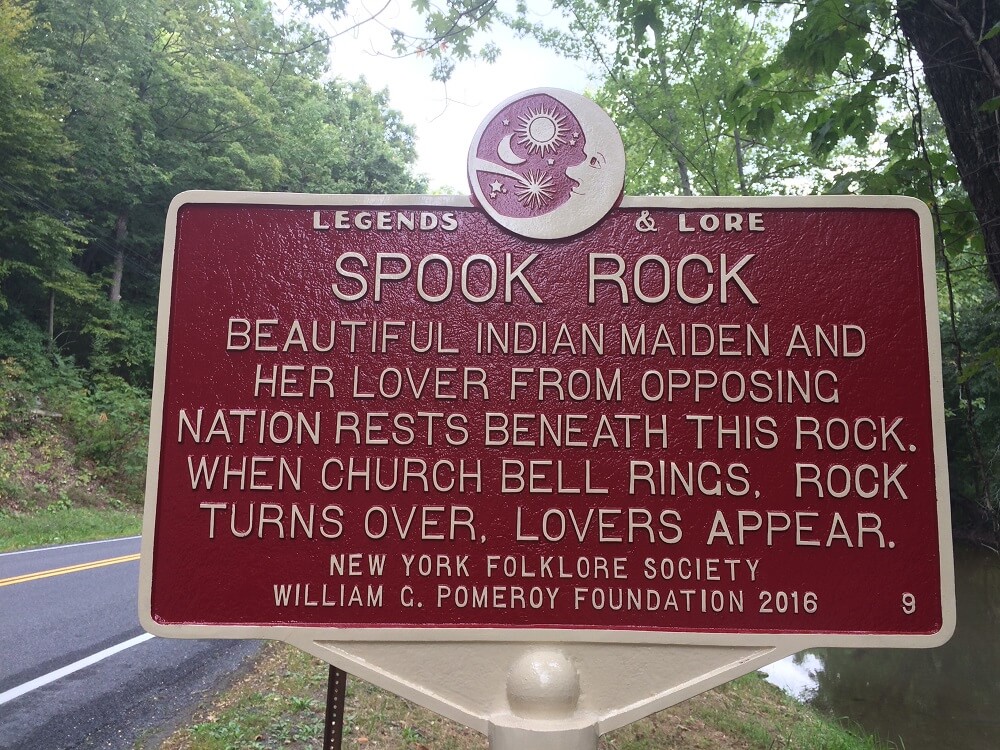 Spook Rock Road