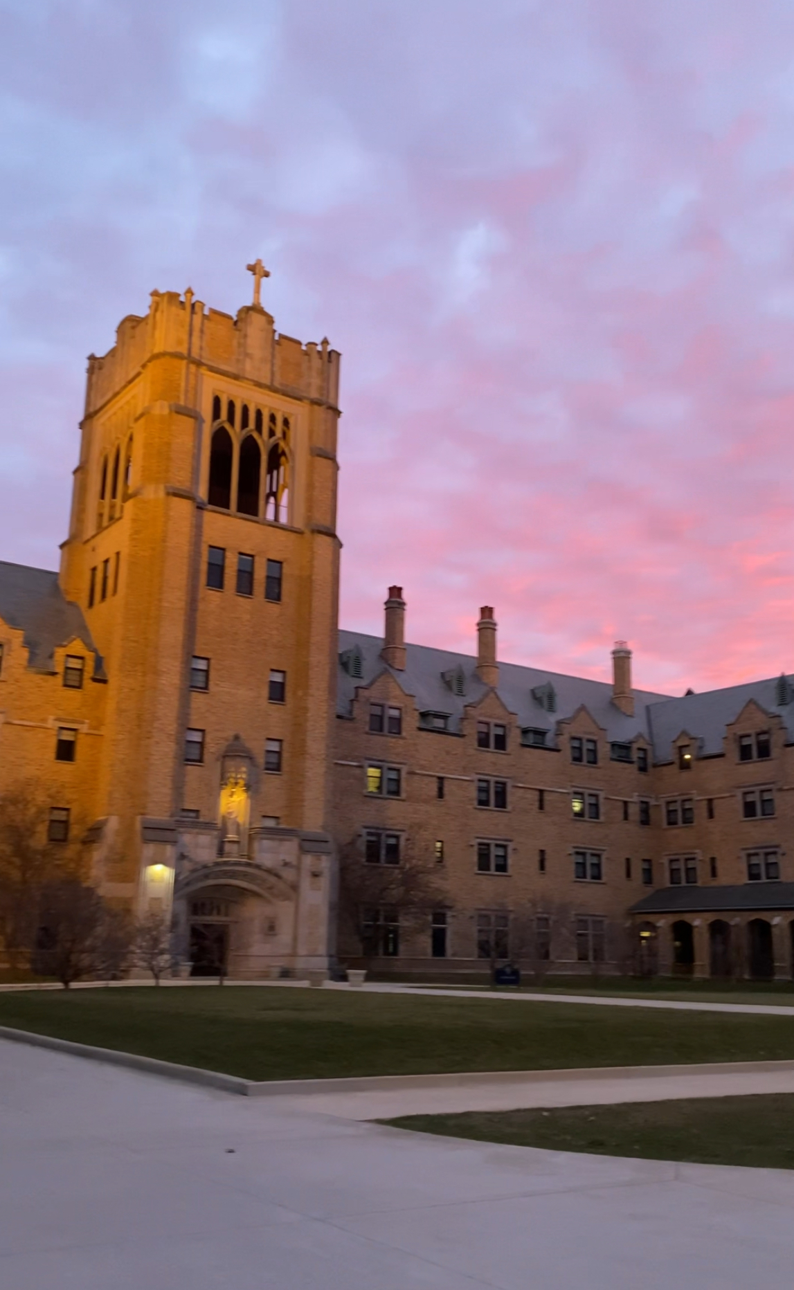Le Mans Hall - Saint Mary's College